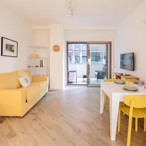 Happy Domus - Giallo Corte Trastevere Apartamento Roma